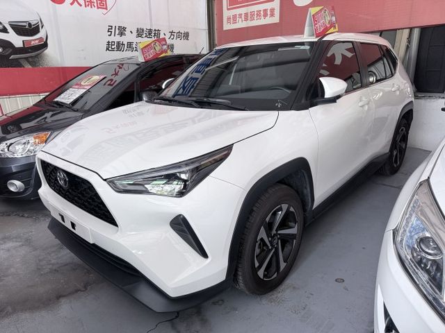 可全貸~I-KEY摸門~定速ACC~倒車顯影~胎壓~防滑~原廠保固~車道偏移~17吋鋁圈~只跑9881公里  第1張相片