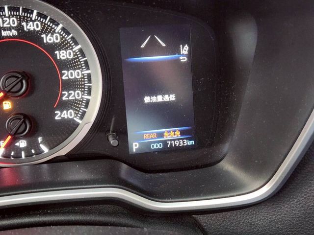 可全貸~1.8VVTI 恆溫 定速 ACC 衛星導航 9安 16吋鋁圈 真皮座椅 倒車顯影  第4張相片