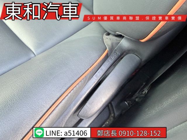 可全貸~旗艦版7人座~胎壓~I-KEY~盲點~雙電動滑門~6安~  第13張相片