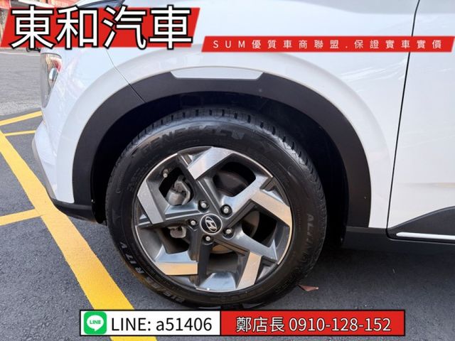 可全貸~VENUE小改款~跨界韓系小休旅~  第7張相片