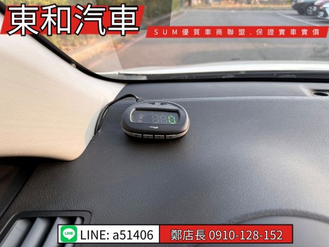 代步車~有安卓機~有抬頭顯示器~內外皆美~  第10張相片