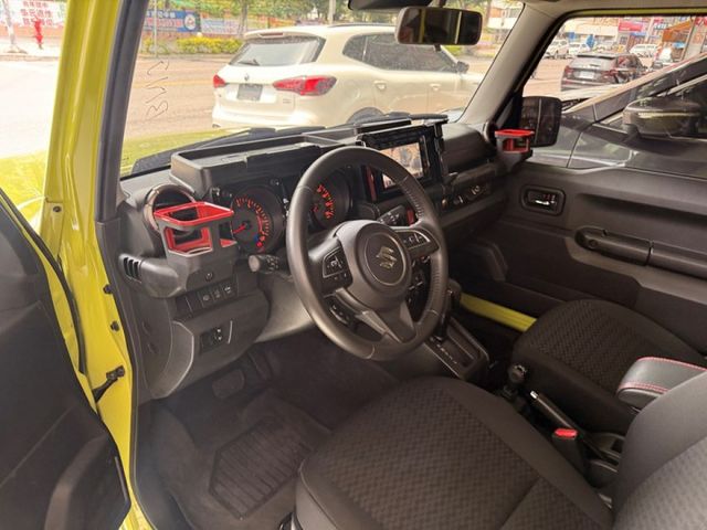 可全貸~22年11月Jimny ~4WD~360環景~全車原板件~低里程  第6張相片