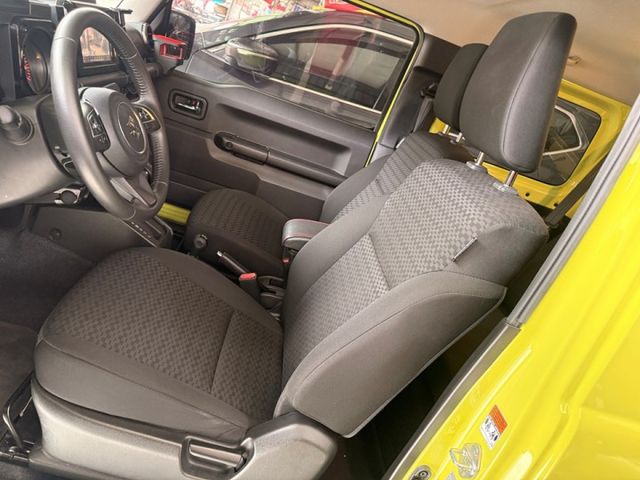 可全貸~22年11月Jimny ~4WD~360環景~全車原板件~低里程  第7張相片