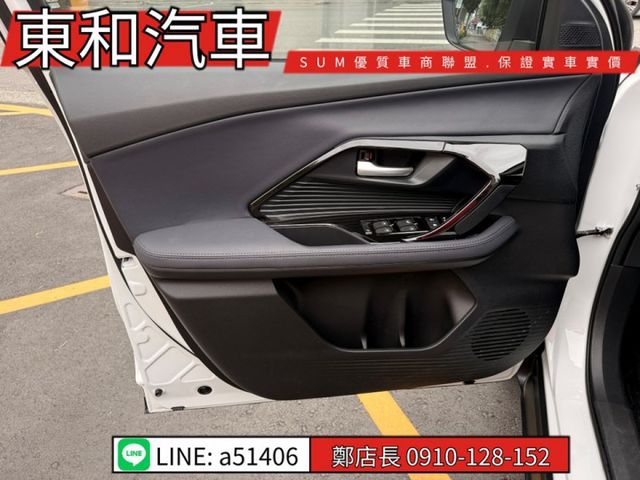 可全貸~勁酷版~免鑰匙摸門~車道偏移~循跡防滑~胎壓~CARPLAY  第9張相片