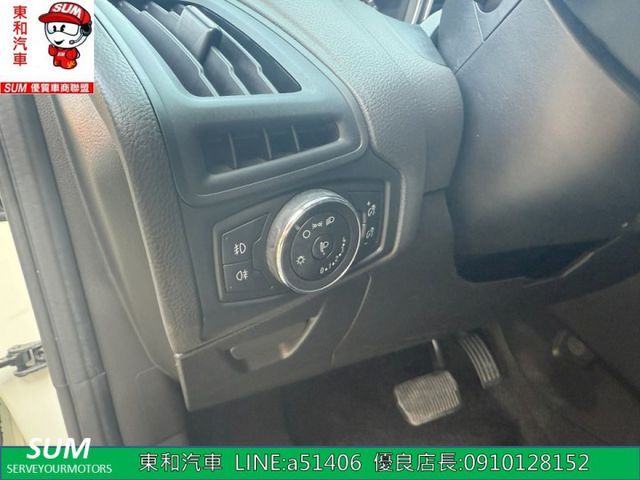 FOCUS可全貸~1.6省油代步車~ABS~4安 ~電折後視鏡~恆溫系統~皮椅~5門 鄭店長0910-128-152  第9張相片