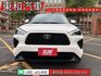 可全貸~勁酷版~免鑰匙摸門~車道偏移~循跡防滑~胎壓~CARPLAY  第2張縮圖