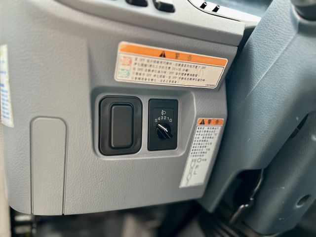 ✓-25度冷凍箱 ✓松達冷凍機組 ✓自手排堅達 ✓柴油  第9張相片