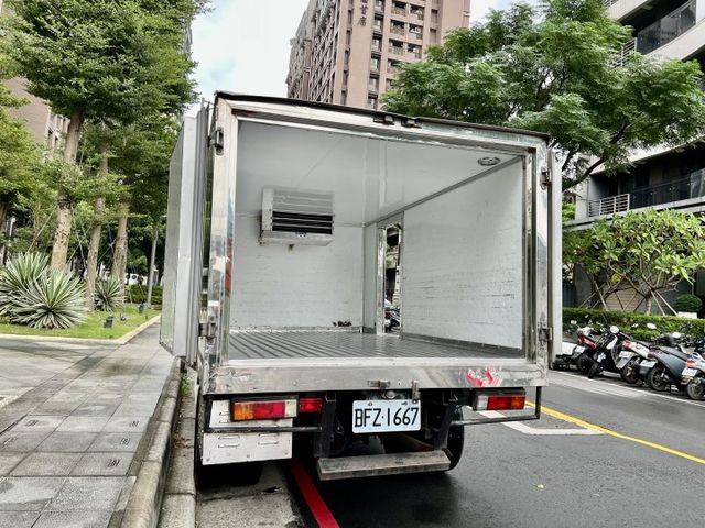 ✓-25度冷凍箱 ✓松達冷凍機組 ✓自手排堅達 ✓柴油  第15張相片