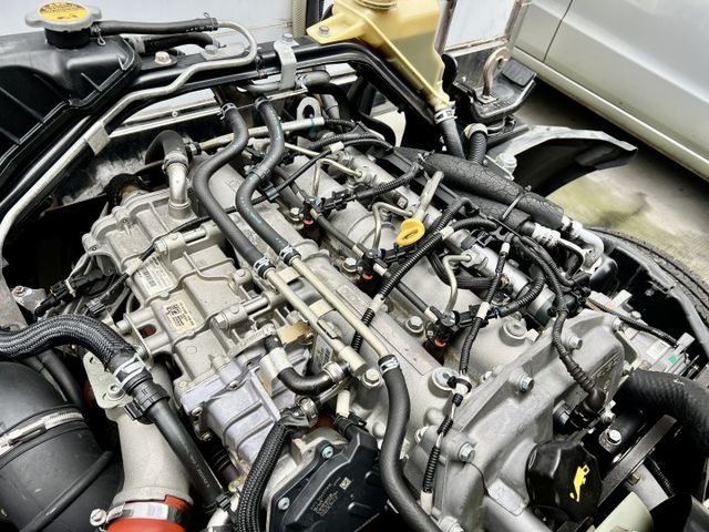 ✓-25度冷凍箱 ✓松達冷凍機組 ✓自手排堅達 ✓柴油  第20張相片