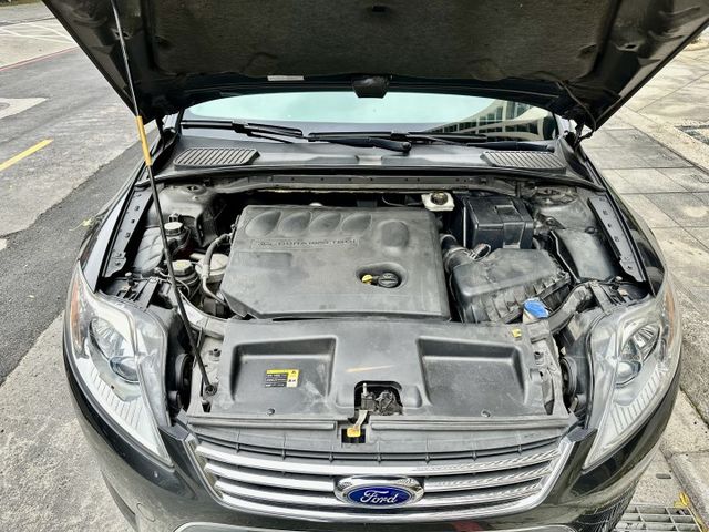 ✓渦輪旗艦款 ✓柴油車 省油省稅 ✓全新車機 結合空調系統 ✓導航＋天窗＋電動椅 ✓Push-Start  第20張相片