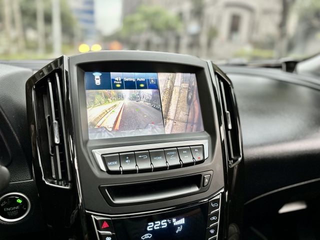 ✓旗艦休旅 ✓天窗 ikey 胎壓偵測器 環景顯示 頂級規格！✓超大後車廂收納空間  第14張相片
