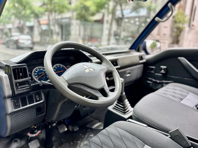 ✓木床貨車 ✓貨台2米85 ✓超級載貨王 ✓五速手排貨車  第7張相片
