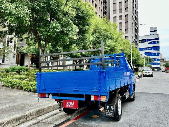✓木床貨車 ✓貨台2米85 ✓超級載貨王 ✓五速手排貨車  第16張相片