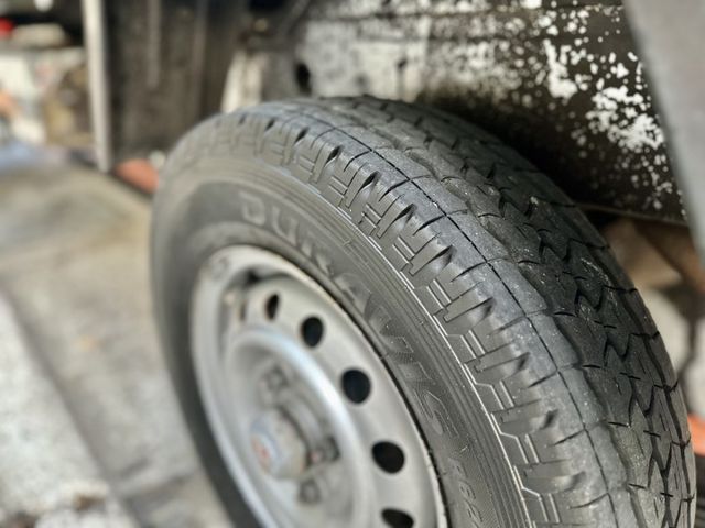 ✓框式木床 ✓剛換四條新胎 ✓1300cc稅金超省 ✓貨台長2.3米 寬1.4米  第17張相片