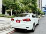 ✓跑車風格轎車 ✓節能省油 ✓電動椅 ✓安卓機 ✓免鑰匙啟動 ✓倒車顯影  第17張縮圖