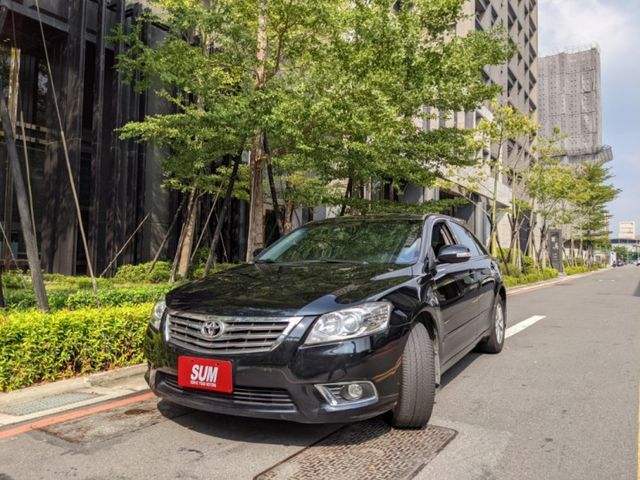 ✓一手車 原廠保養 ✓Toyota保值神車 ✓原廠音響 藍牙/數位電視/導航 ✓質感核桃木飾板  第2張相片
