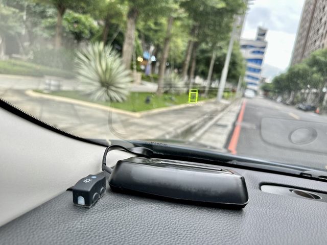 ✓Super Sentra Aero旗艦版 ✓電子啟動IKEY ✓電動收摺後視鏡 ✓後座出風口 ✓抬頭顯示器  第14張相片