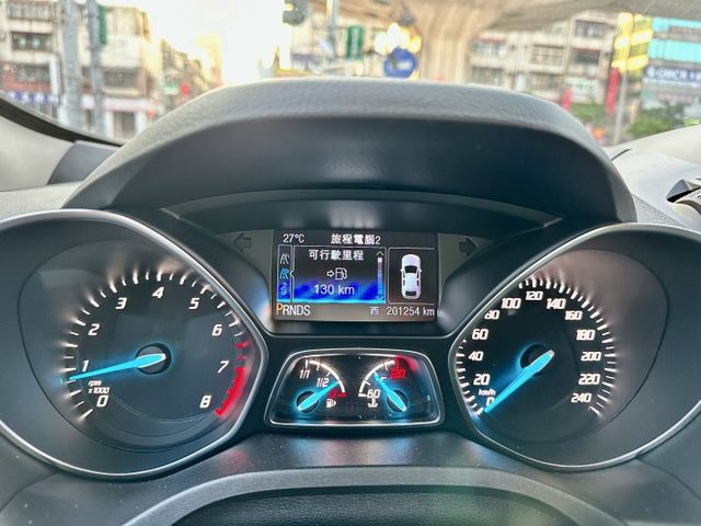 ✓輕旅1500cc低稅金 ✓全景天窗 ✓定速 ✓iKEY免鑰啟動 ✓電尾門 ✓電動收折後照鏡  第15張相片