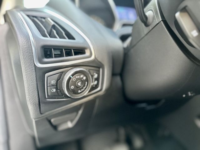 ✓自動停車 新手免擔心 ✓胎壓偵測 ✓影音滿貫 導航藍牙數位電視 ✓天窗  第12張相片