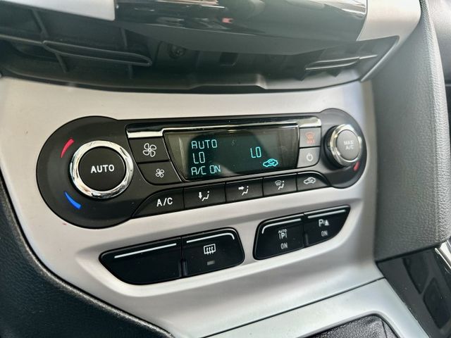 ✓自動停車 新手免擔心 ✓胎壓偵測 ✓影音滿貫 導航藍牙數位電視 ✓天窗  第14張相片