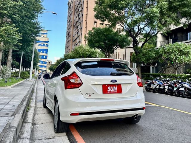 ✓自動停車 新手免擔心 ✓胎壓偵測 ✓影音滿貫 導航藍牙數位電視 ✓天窗  第15張相片