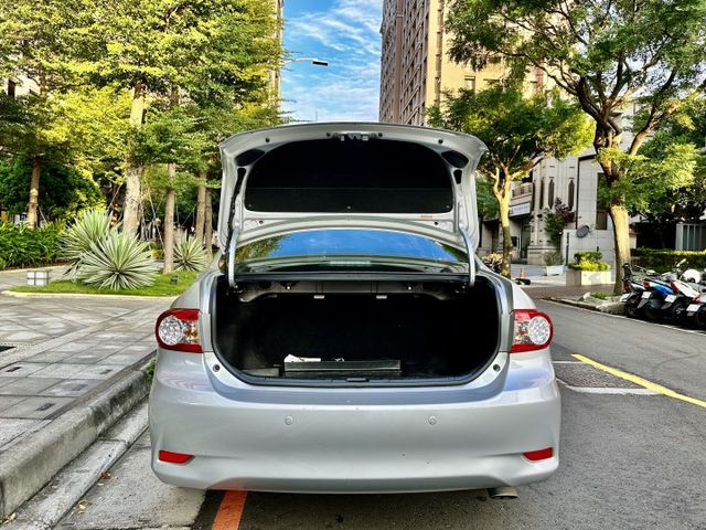 ✓一手車 ✓低里程 ✓定期保養 ✓原廠影音 ✓倒車影像 ✓倒車雷達 ✓電動收納後照鏡  第17張相片
