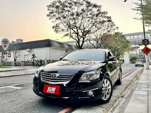 ✓CAMRY G版 ✓中型房車 ✓妥善率高 ✓雙電動椅 ✓天窗 ✓抬頭顯示器 ✓送全新影音安卓機！  第2張相片