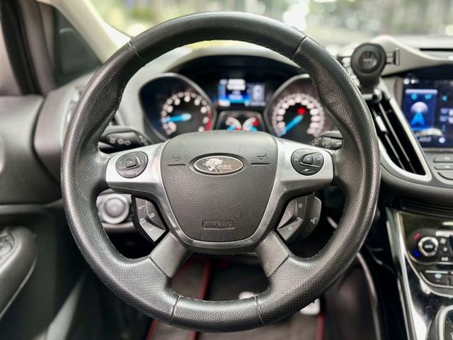 ✓2.0旗艦版SUV ✓全景天窗 ✓自動停車系統 ✓車道偏離系統 ✓電動尾門  第4張相片