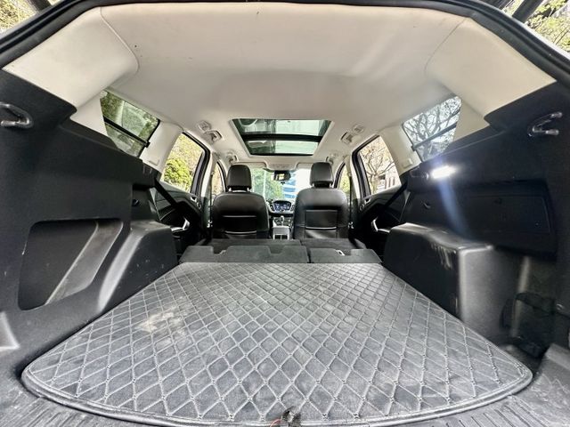 ✓2.0旗艦版SUV ✓全景天窗 ✓自動停車系統 ✓車道偏離系統 ✓電動尾門  第19張相片