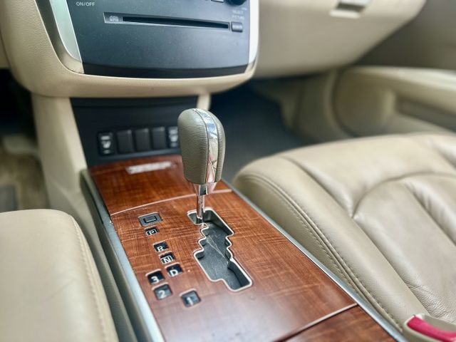 ✓代步房車 ✓定期保養 車況良好 ✓IKEY免鑰匙解鎖 ✓電動椅 ✓足踏式腳煞車 ✓電熱椅  第7張相片
