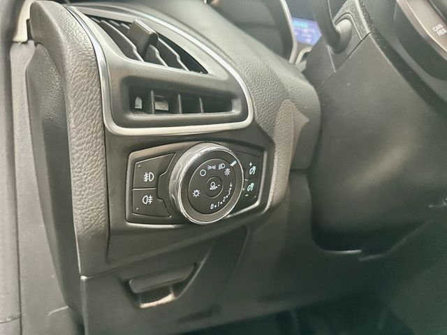 ✓2.0運動汽油版 ✓帥氣代步車 ✓五門後車廂空間大 ✓八核心安卓機 ✓恆溫空調 ✓天窗  第14張相片