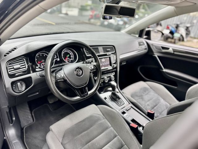 ✓1.4 TSI ✓五門渦輪小鋼炮 ✓電子手煞車 ✓AUTOHOLD ✓怠速熄火 ✓電動收納後照鏡  第10張相片