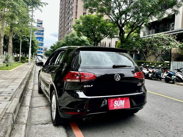 ✓1.4 TSI ✓五門渦輪小鋼炮 ✓電子手煞車 ✓AUTOHOLD ✓怠速熄火 ✓電動收納後照鏡  第16張相片