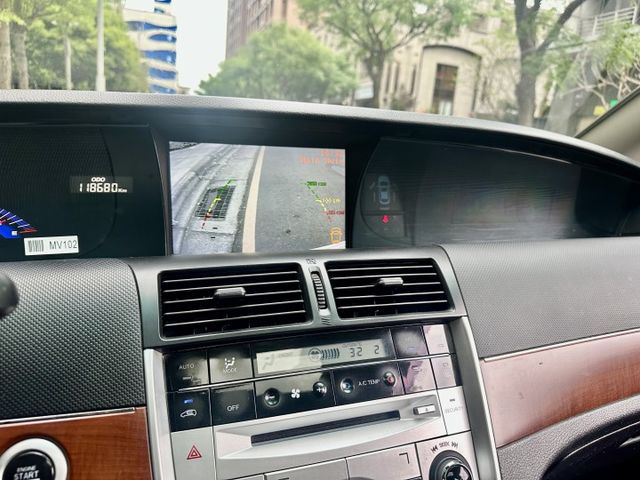 ✓一手七人座 ✓雙電動滑門 ✓360環景影像 ✓商務艙座椅 ✓定速 ✓觀賞天窗 ✓有渦輪  第16張相片