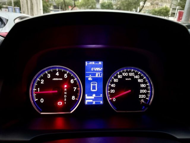 ✓日系熱門休旅 ✓低里程僅跑7萬 ✓一手女用車 ✓車庫車 車況良好 ✓加裝環景影像 ✓大空間  第12張相片