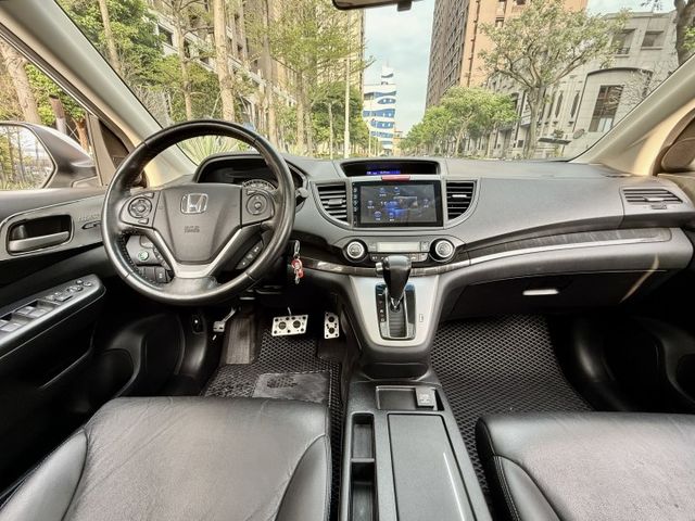 ✓銷售冠軍CRV ✓實用大空間 ✓循跡防滑 ✓後座出風口 ✓定速 ✓天窗  第10張相片