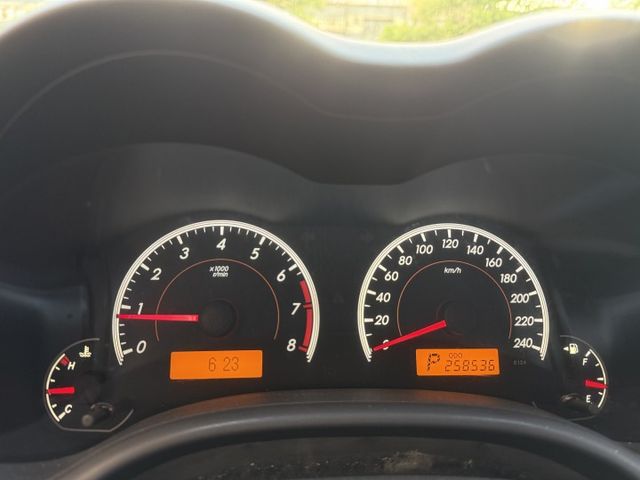 ✓倒車雷達 ✓恆溫 ✓皮椅 ✓ABS防鎖死 ✓抬頭顯示器 ✓電動收納後照鏡  第10張相片