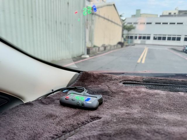 ✓一手女用 ✓1500cc輕休旅 ✓安全配備升級 全車系7氣囊 ✓全景天窗 ✓電尾門 ✓抬頭顯示器 ✓車道偏移 ✓ACC  第14張相片