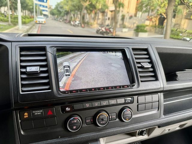 ✓長軸版 ✓3+3+3後廂大空間 ✓胎壓監控 ✓倒車顯影 ✓循跡防滑 ✓斜坡起步輔助  第10張相片