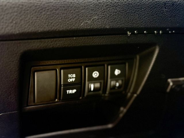 ✓渦輪大馬力 ✓電動天窗 ✓胎壓監控 ✓環景影像系統 ✓循跡防滑 ✓斜坡起步輔助  第12張相片