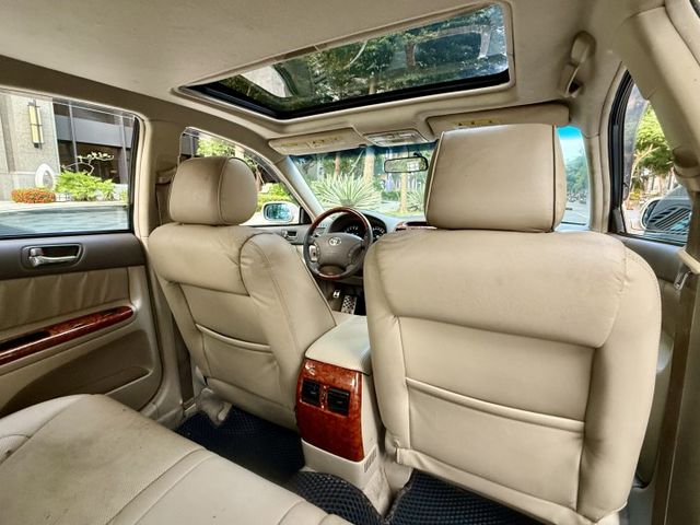 ✓歷屆最大空間 ✓中大型房車 ✓妥善率高 ✓電動椅 ✓天窗 ✓循跡防滑 ✓前後雷達  第9張相片