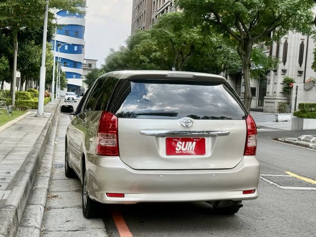 ✓第三排座椅 ✓後座平整化 ✓雙天窗 ✓電動椅 ✓倒車顯影 ✓循跡防滑 ✓恆溫空調  第16張相片