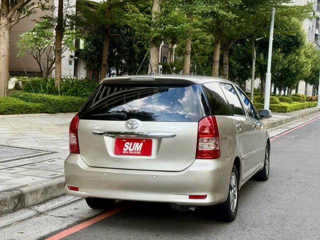 ✓第三排座椅 ✓後座平整化 ✓雙天窗 ✓電動椅 ✓倒車顯影 ✓循跡防滑 ✓恆溫空調  第17張相片