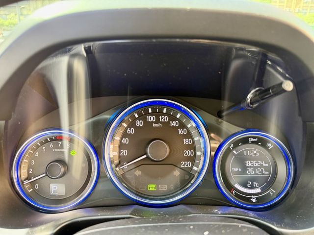 ✓CITY最頂級 ✓小車大空間 ✓全新安卓機 ✓Carplay ✓後座出風口 ✓粉塵過濾器 ✓定速 ✓換檔撥片 ✓皮椅  第16張相片