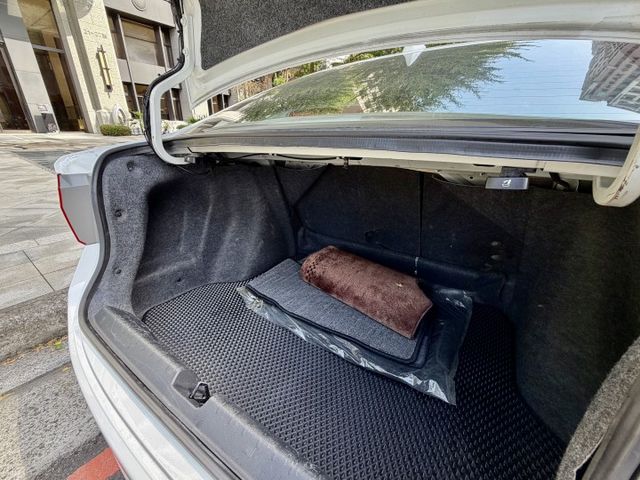 ✓CITY最頂級 ✓小車大空間 ✓全新安卓機 ✓Carplay ✓後座出風口 ✓粉塵過濾器 ✓定速 ✓換檔撥片 ✓皮椅  第20張相片