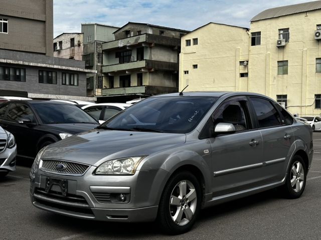 ✓十萬內最佳選擇 ✓摩托車價格讓你開車回家 ✓C1底盤 ✓EBD/煞車力道分配 ✓ABS ✓皮椅 ✓倒車雷達  第1張相片