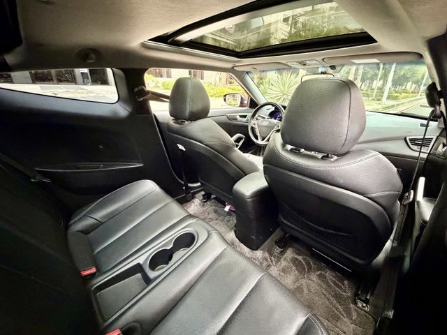 ✓三門小鋼炮 ✓不對稱進口跑車 ✓IKEY ✓全景天窗 ✓掛渦輪超殺  第7張相片