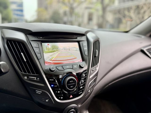 ✓三門小鋼炮 ✓不對稱進口跑車 ✓IKEY ✓全景天窗 ✓掛渦輪超殺  第9張相片