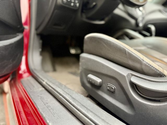 ✓三門小鋼炮 ✓不對稱進口跑車 ✓IKEY ✓全景天窗 ✓掛渦輪超殺  第13張相片