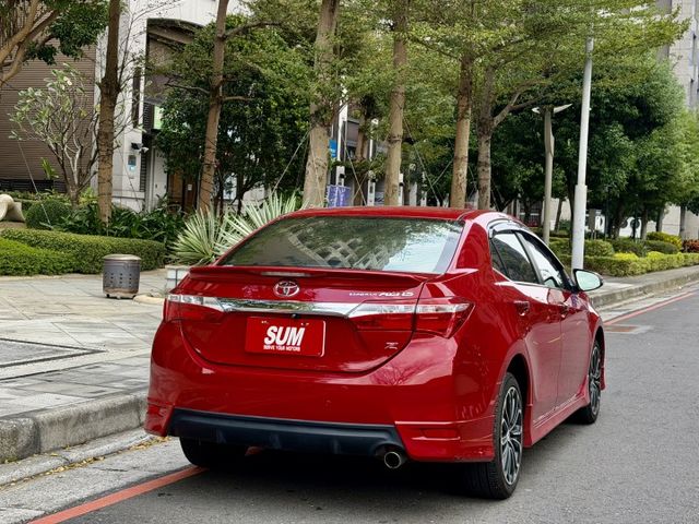 ✓Z版 ✓低里程 一年不到一萬公里 ✓換檔撥片 ✓LED頭燈 ✓空力套件 ✓循跡防滑 ✓定速  第17張相片